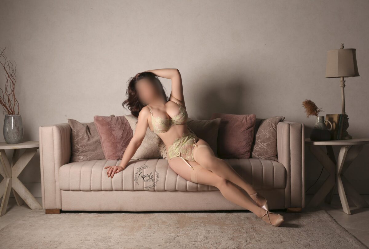 Toronto escorts companion upscale Felicity Duo Interests Couple-friendly Disability-friendly Non-smoking Age Mature Slender Busty Figure Curvy Breasts Natural Hair Brunette Ethnicity European Tattoos Small Arrival Returning 