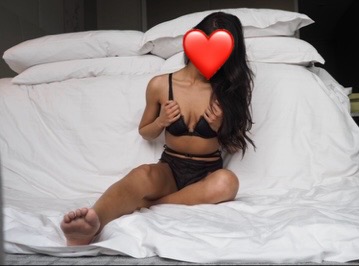 Toronto escorts companion upscale Tia Non-smoking Mature Athletic Busty Slender Curvy Tall Enhanced Raven-Haired Brunette Asian European None New 