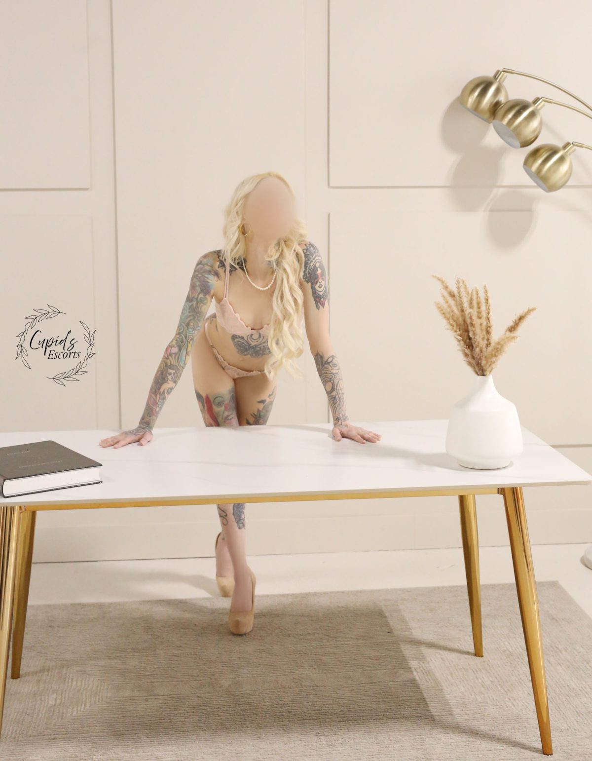 Toronto escorts companion upscale Taylor Duo Couple-friendly Disability-friendly Mature Slender Petite Natural Blonde European Many Returning 