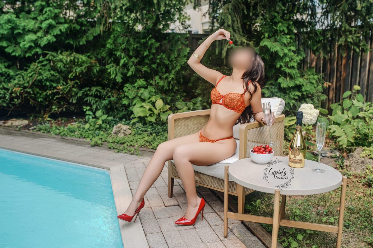 Toronto escorts companion upscale Amara Duo Couple-friendly Disability-friendly Non-smoking Young Athletic Slender Petite Enhanced Raven-Haired Middle-Eastern Small New Photos 